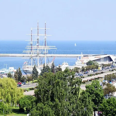 Avis - Skwer Kosciuszki 34 B Gdynia