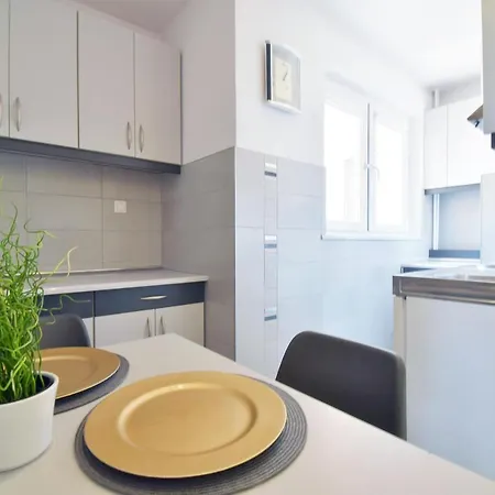 Lägenhet Avis - Skwer Kosciuszki 34 B